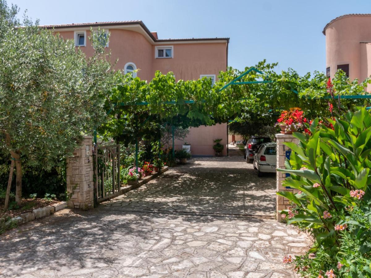 Berat Apartment Vodnjan Eksteriør bilde