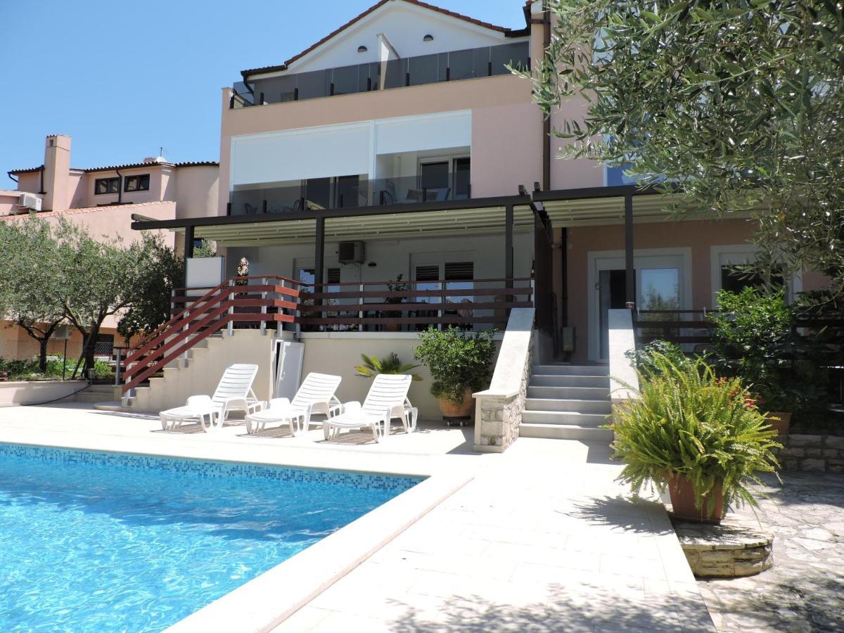Berat Apartment Vodnjan Eksteriør bilde